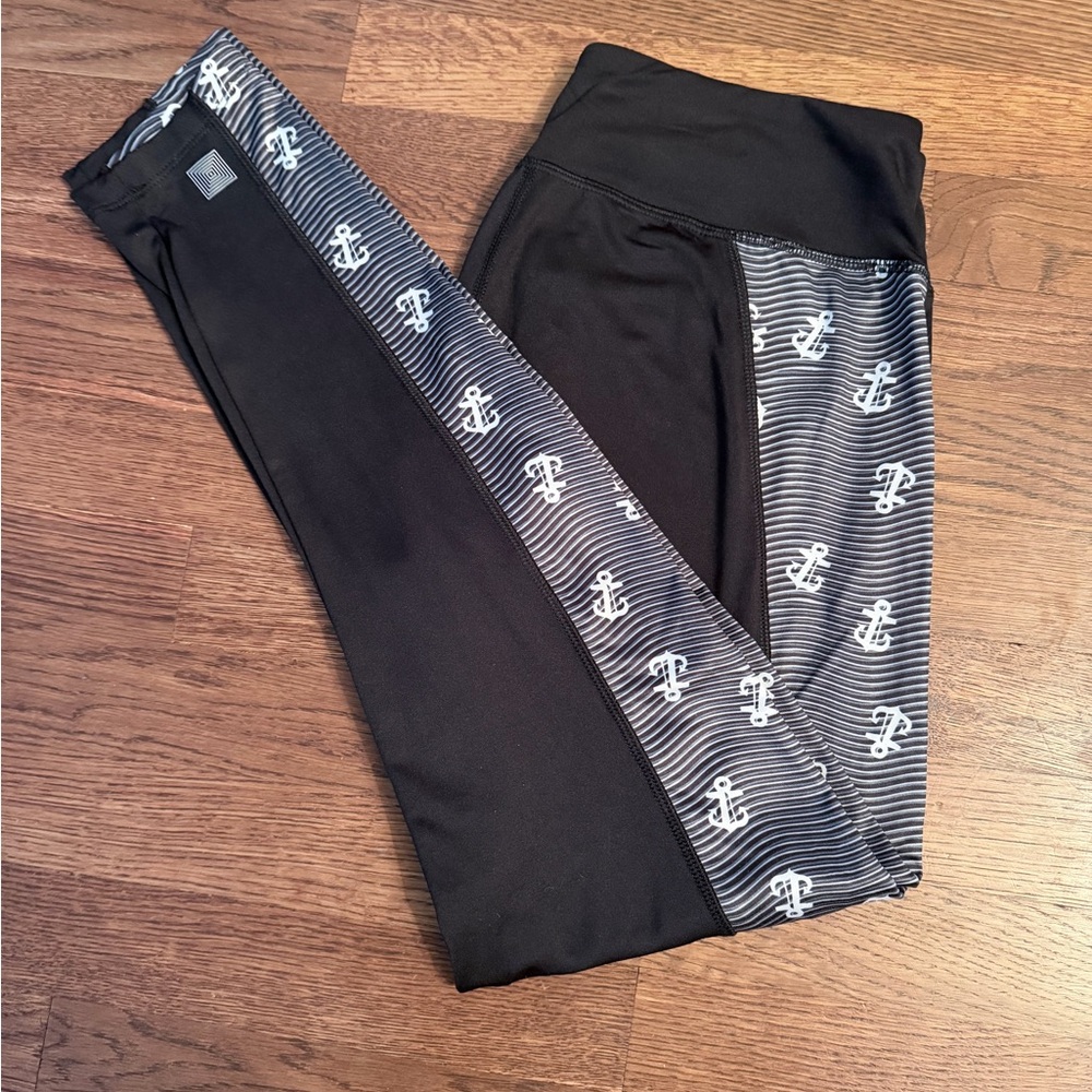 EUC Lularoe Jordan Athletic Wear Leggings